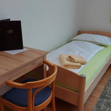 Gaestehaus Franz Kroatisch Geresdorf Eksteriør billede